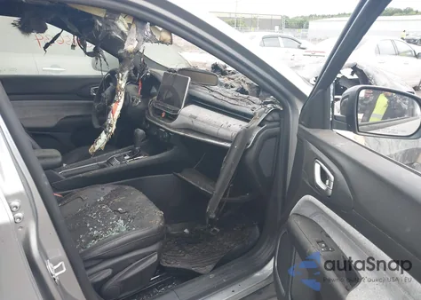 2023 Jeep Compass Latitude Lux Fwd из США, поврежденный, VIN 3C4NJDFN8PT527150